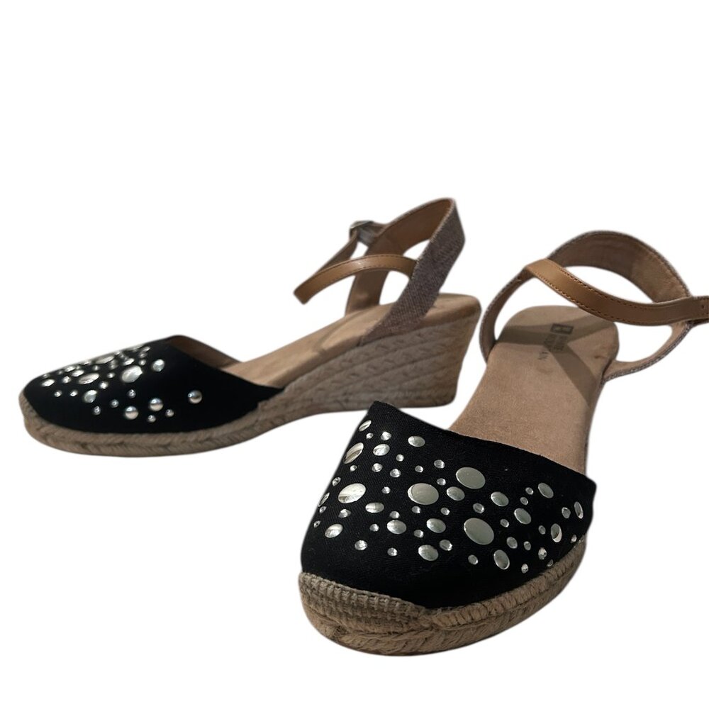 White Mountain Mamba Solar Espadrille Wedges, black w/ silver studs, sz 10